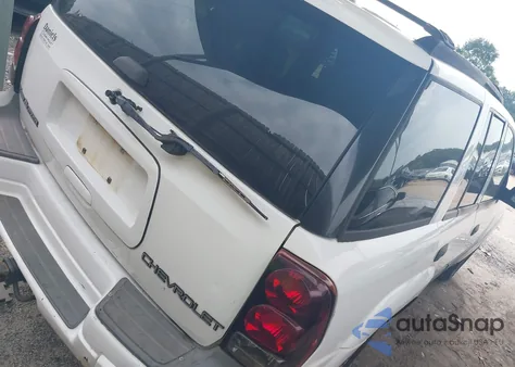 2004 Chevrolet Trailblazer Ls from USA, damaged, VIN 1GNDS13S642147357